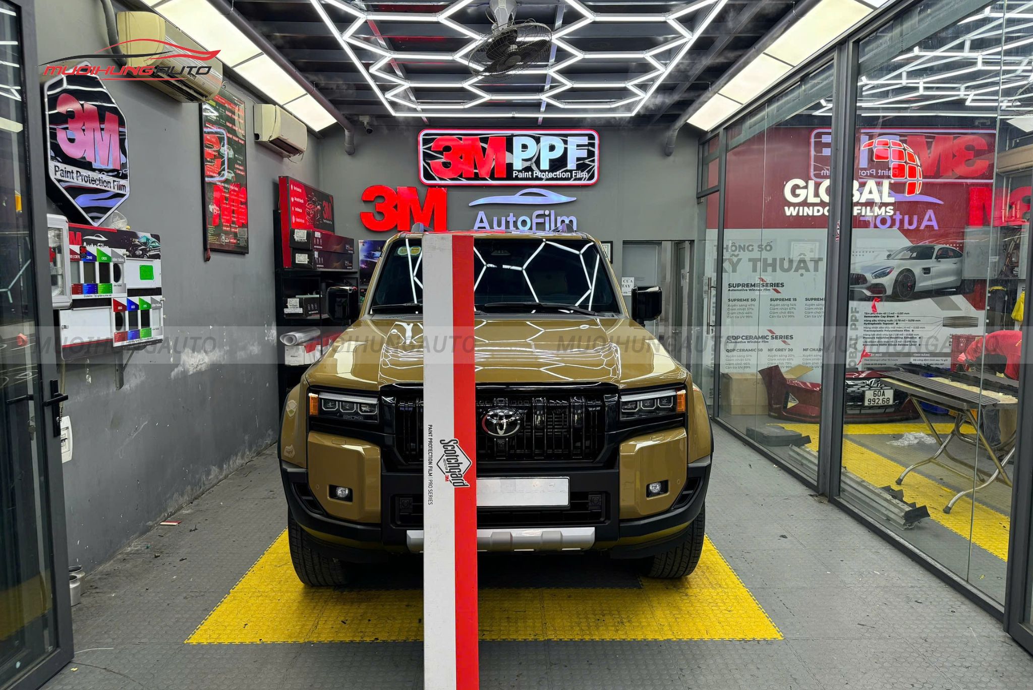 Dán phim PPF 3M cho Toyota Land Cruiser Prado