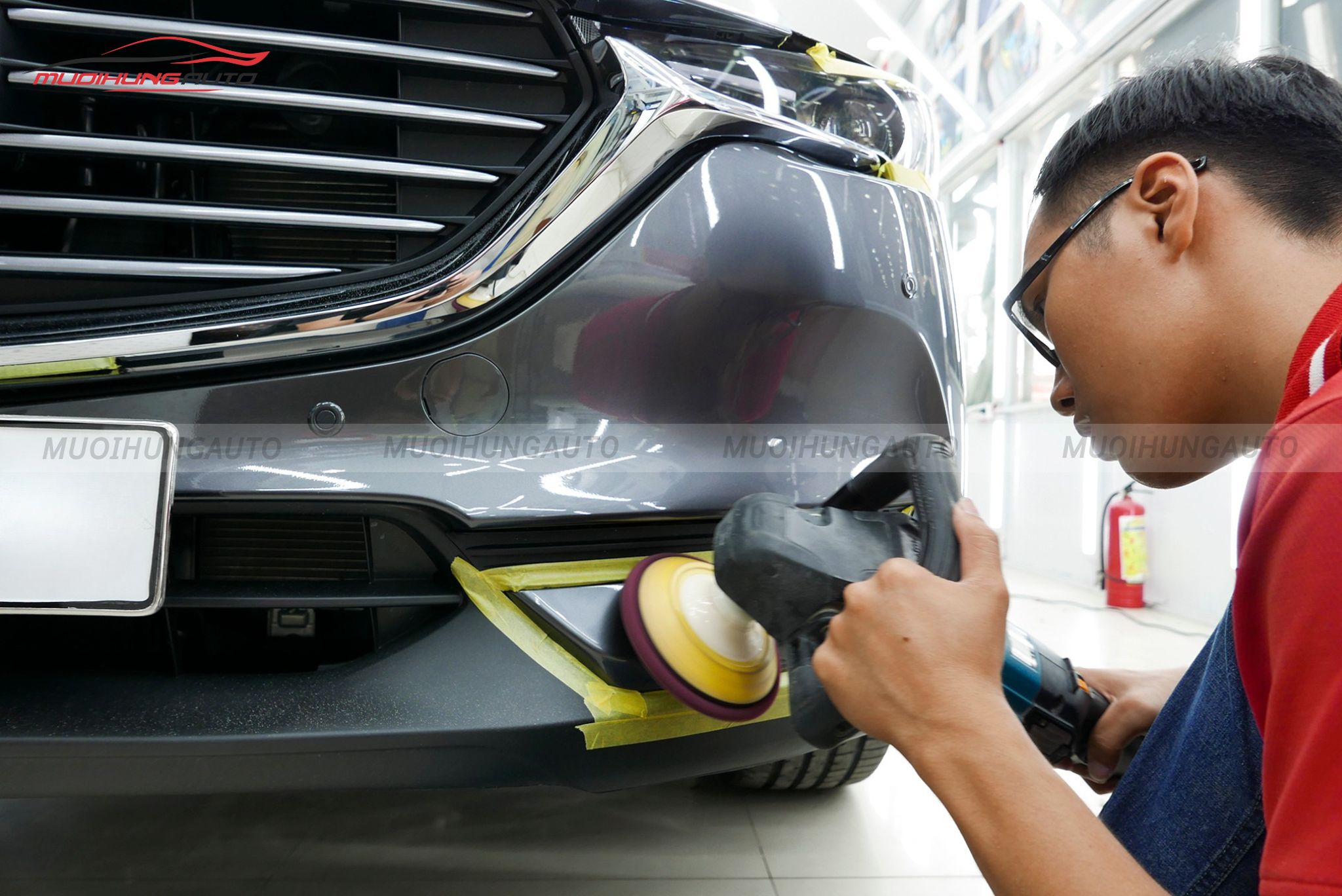 Đánh bóng sơn xe ô tô Mazda CX8