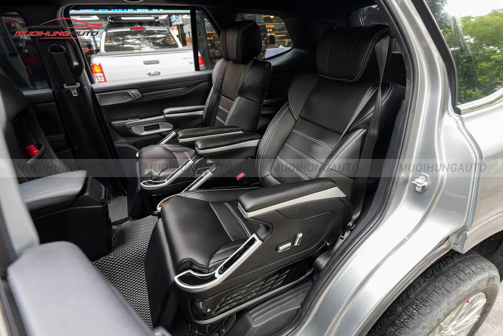 Độ ghế chỉnh điện cho ô tô Ford Everest 2023