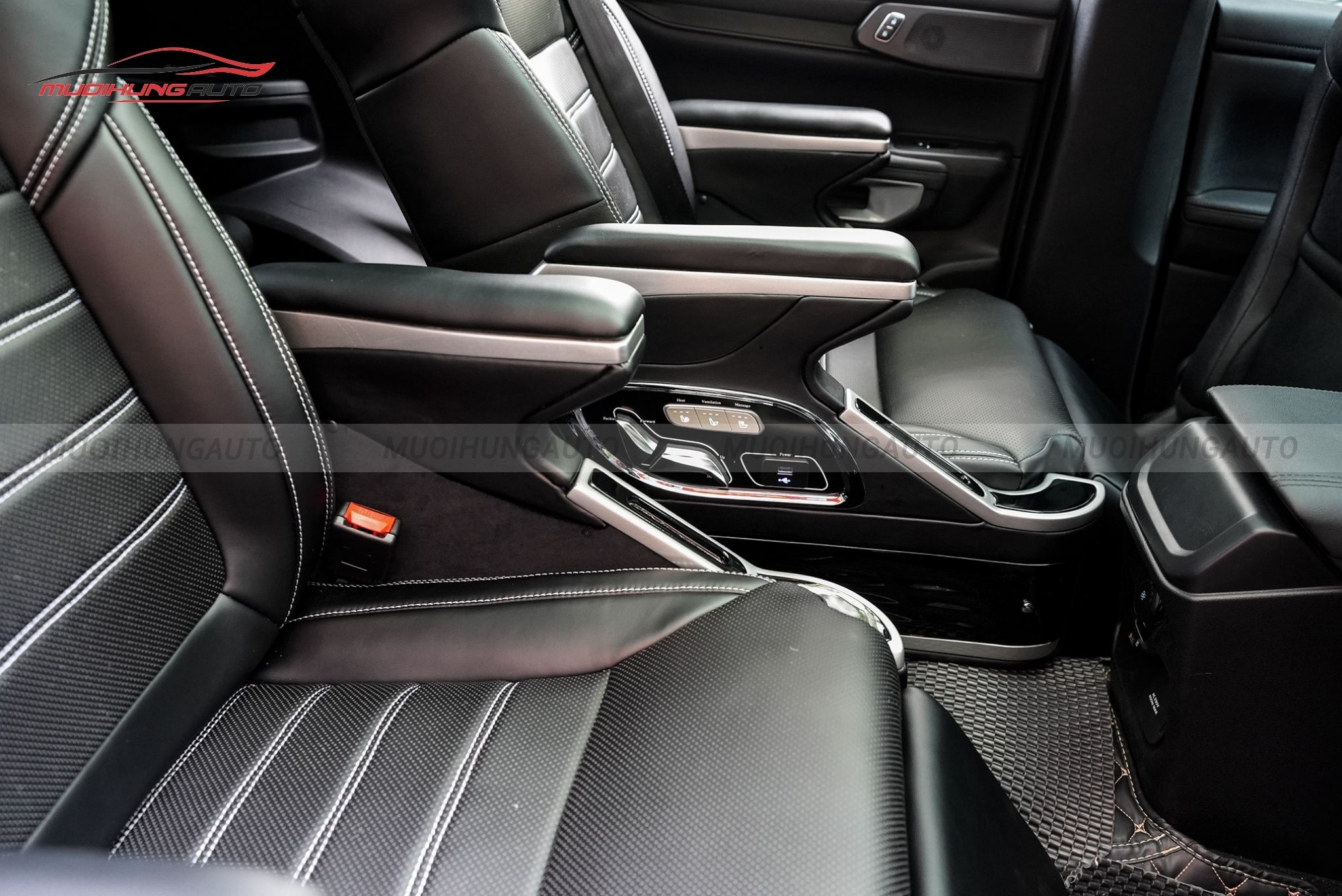 Độ ghế chỉnh điện cho xe ô tô Ford Everest 2023