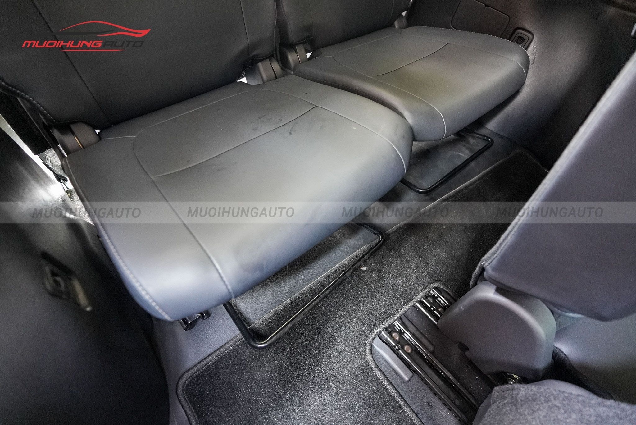 Độ ghế điện ô tô Mitsubishi Outlander 2023