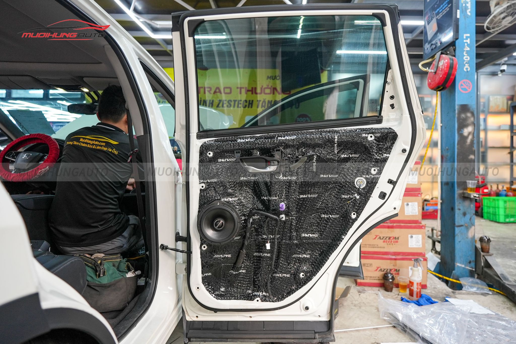 Độ loa cánh cho ô tô Honda CRV 2019