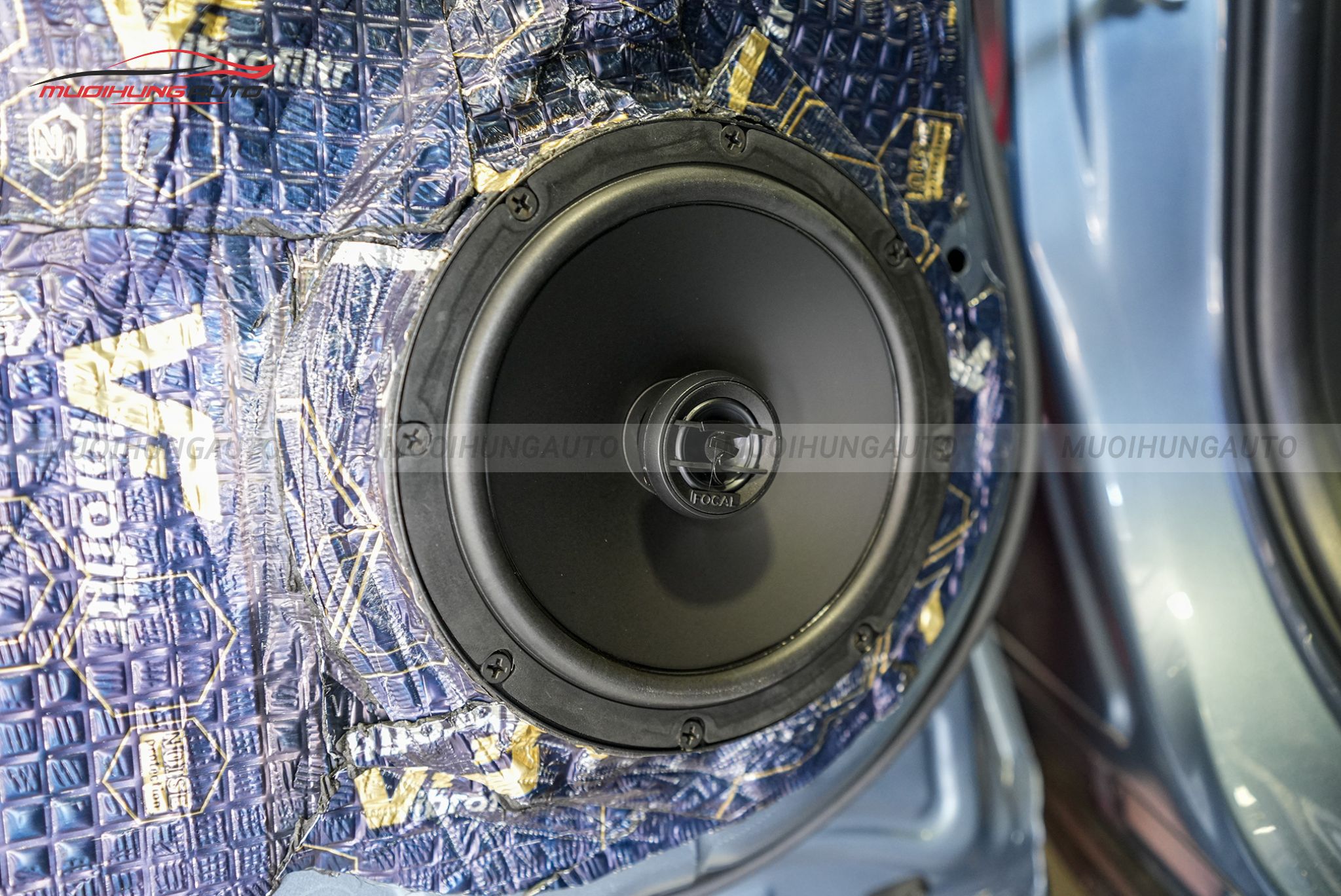 Độ loa cánh cho xe Toyota Corolla Cross 2022