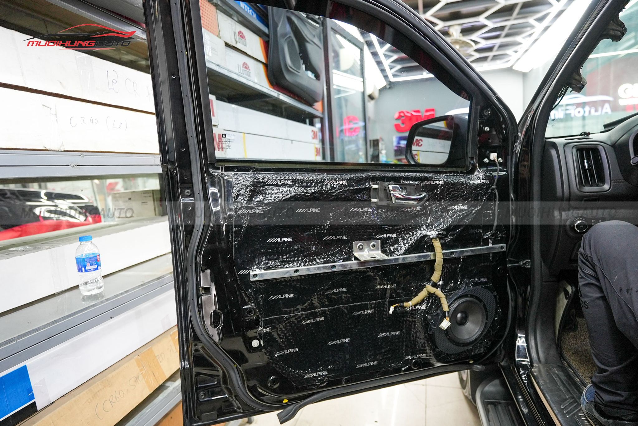 Độ loa cánh ô tô Chevrolet Colorado 2019