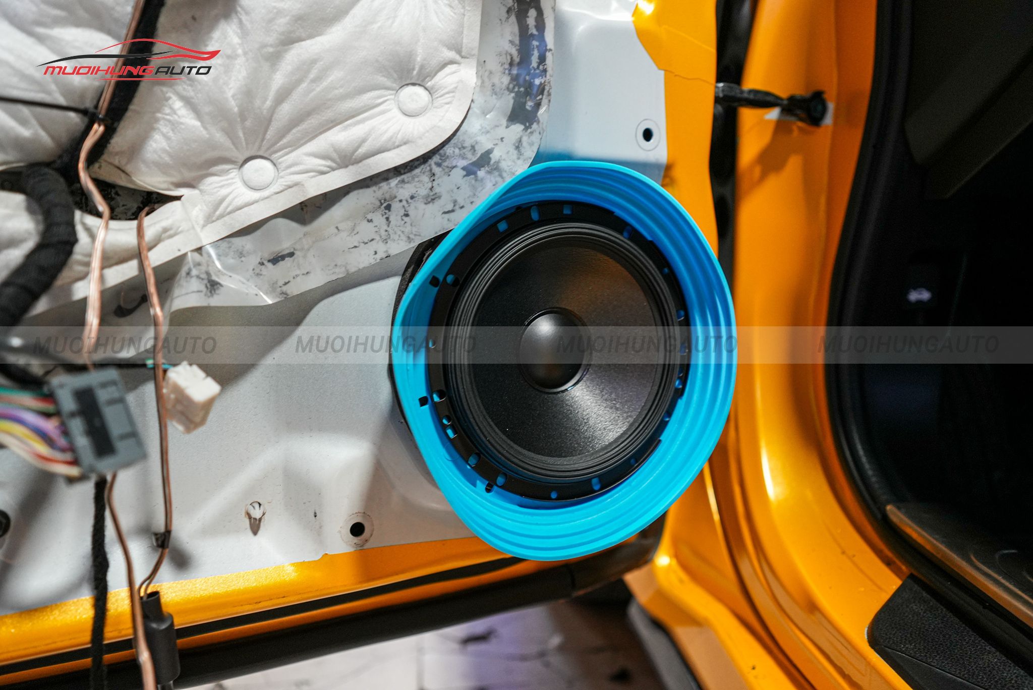 Độ loa cánh ô tô Civic 2018