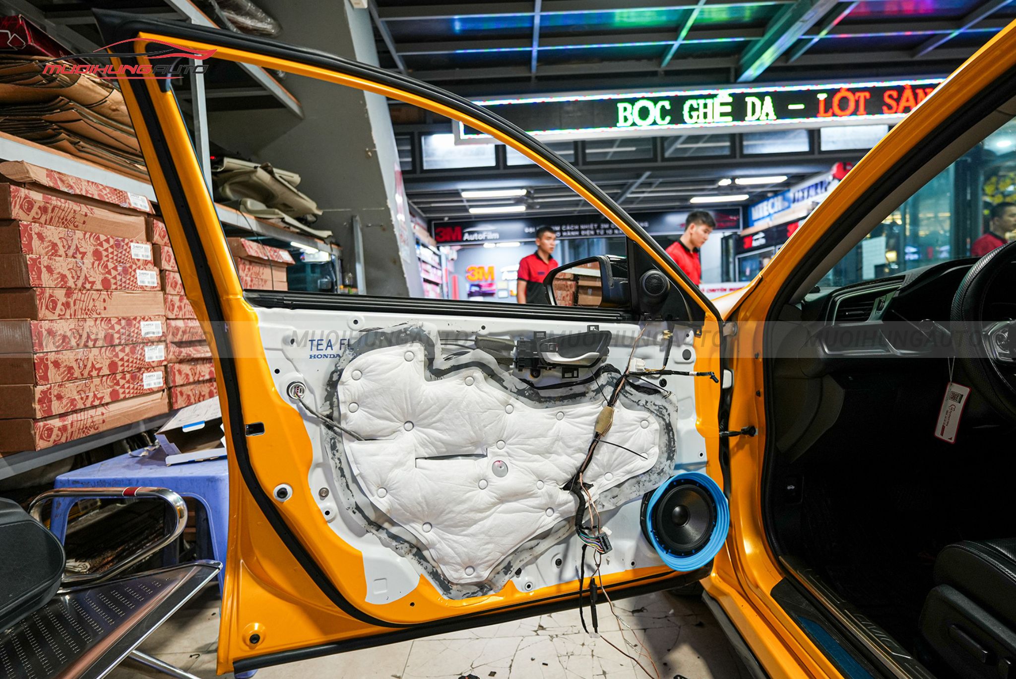 Độ loa cánh ô tô Honda Civic 2018