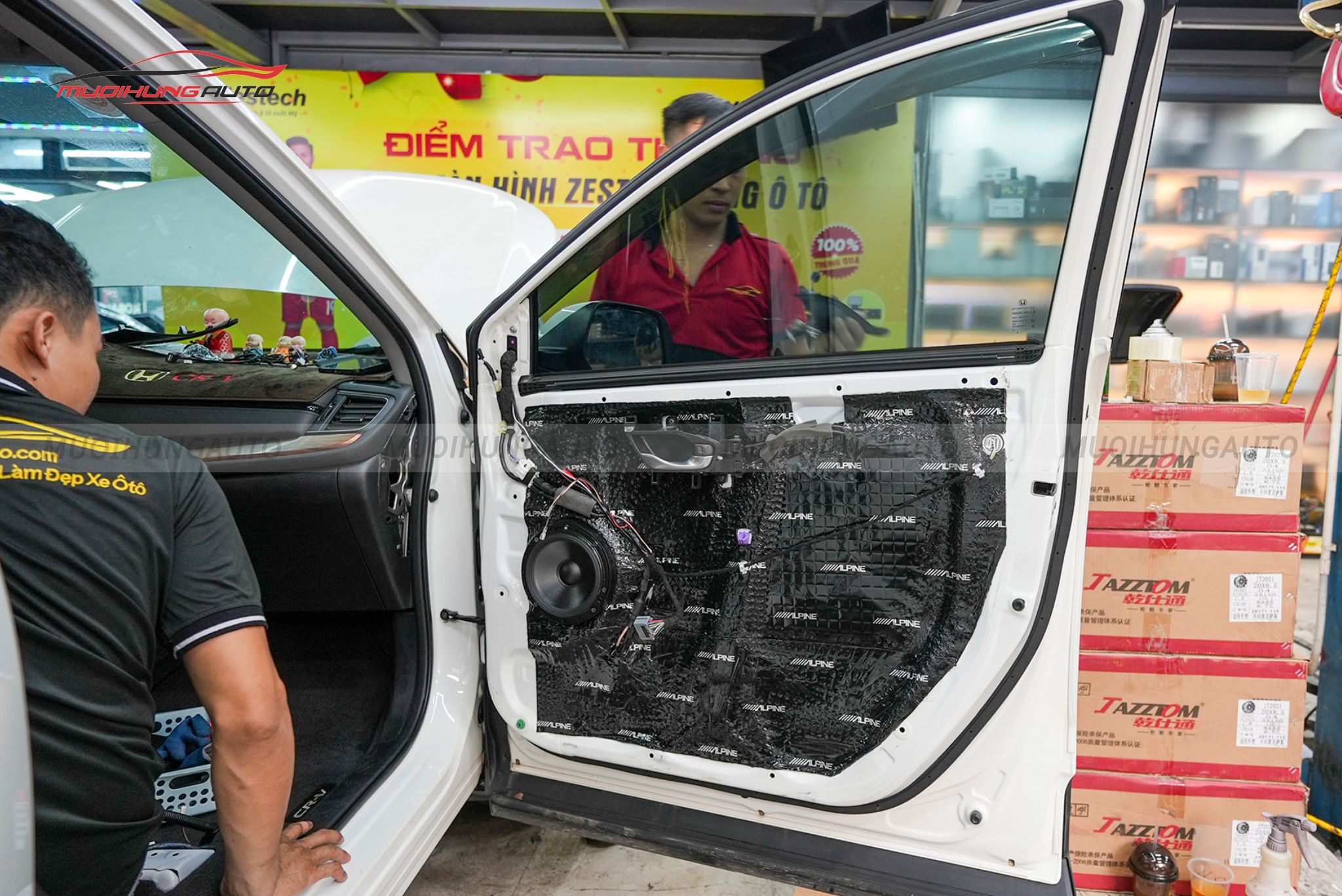 Độ loa cánh ô tô Honda CRV 2019