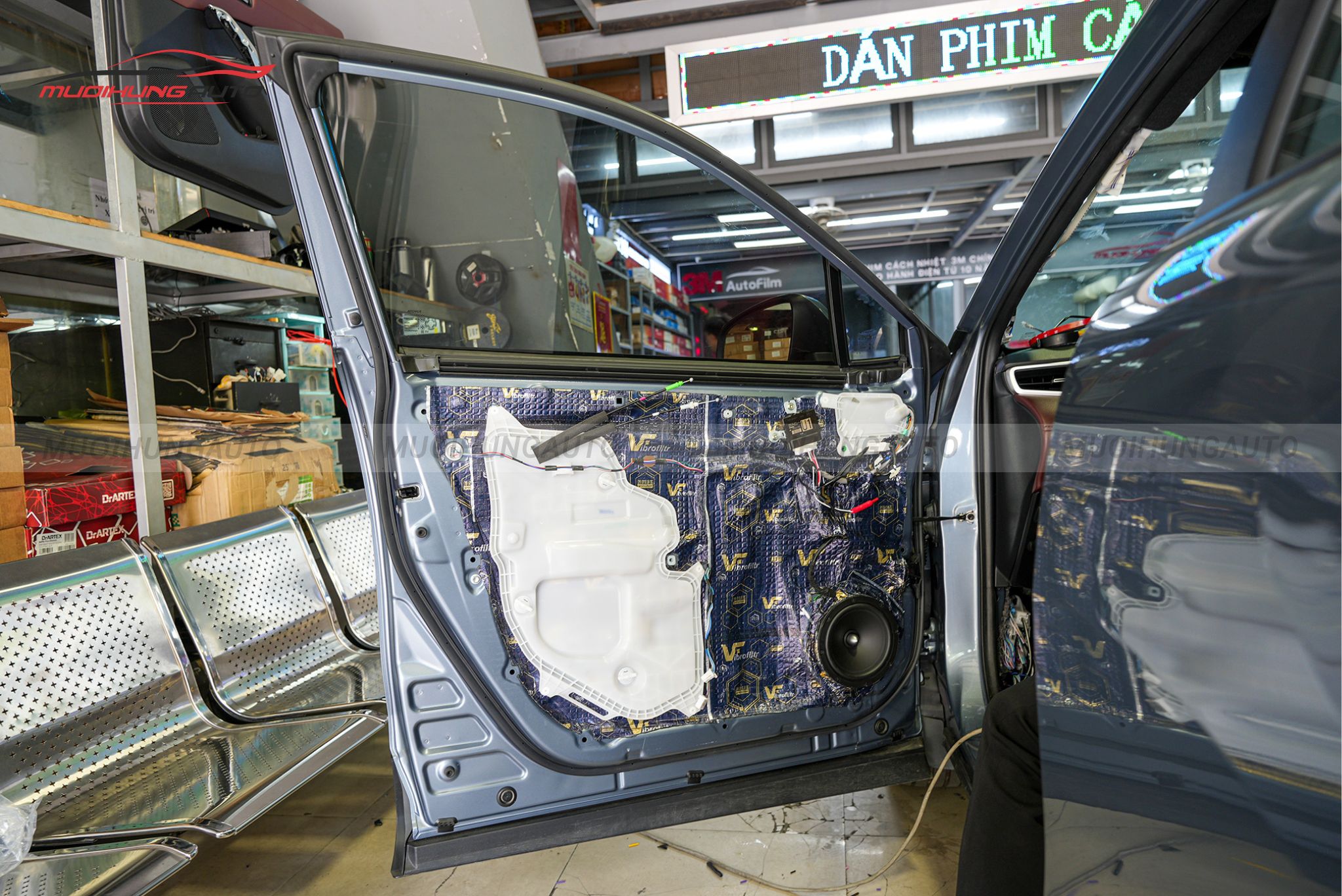 Độ loa cánh ô tô Toyota Corolla Cross 2022