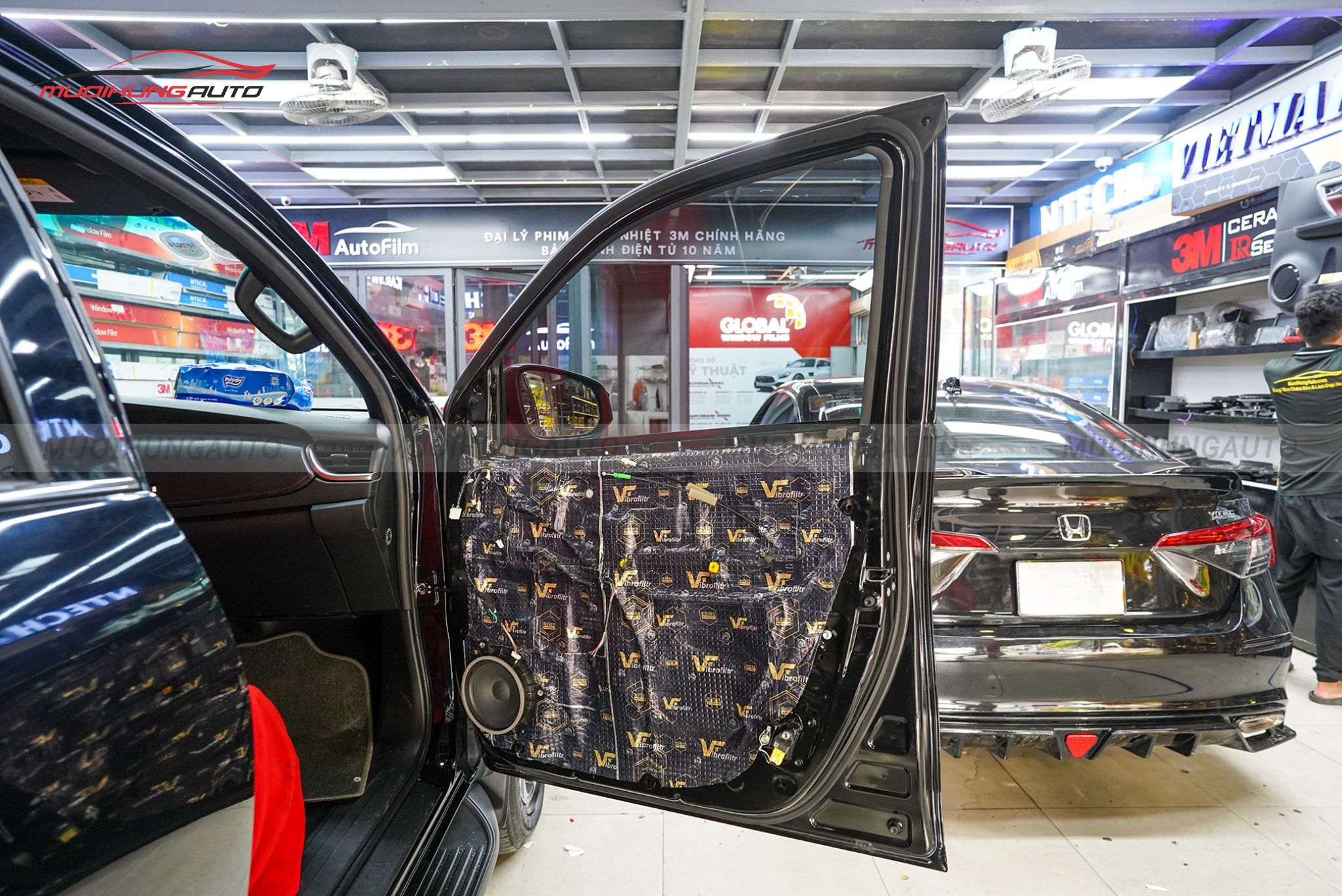 Độ loa cánh ô tô Toyota Fortuner 2023