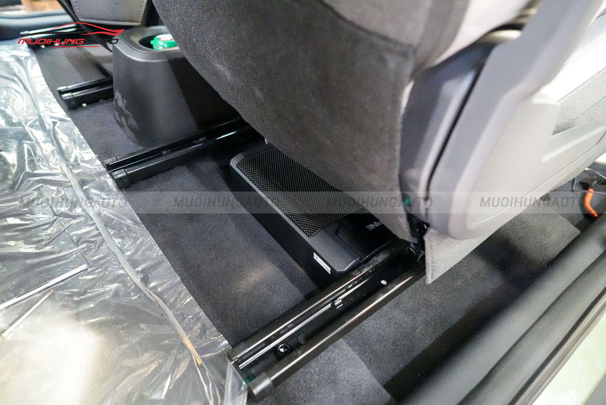 Độ loa sub Vinfast VF3