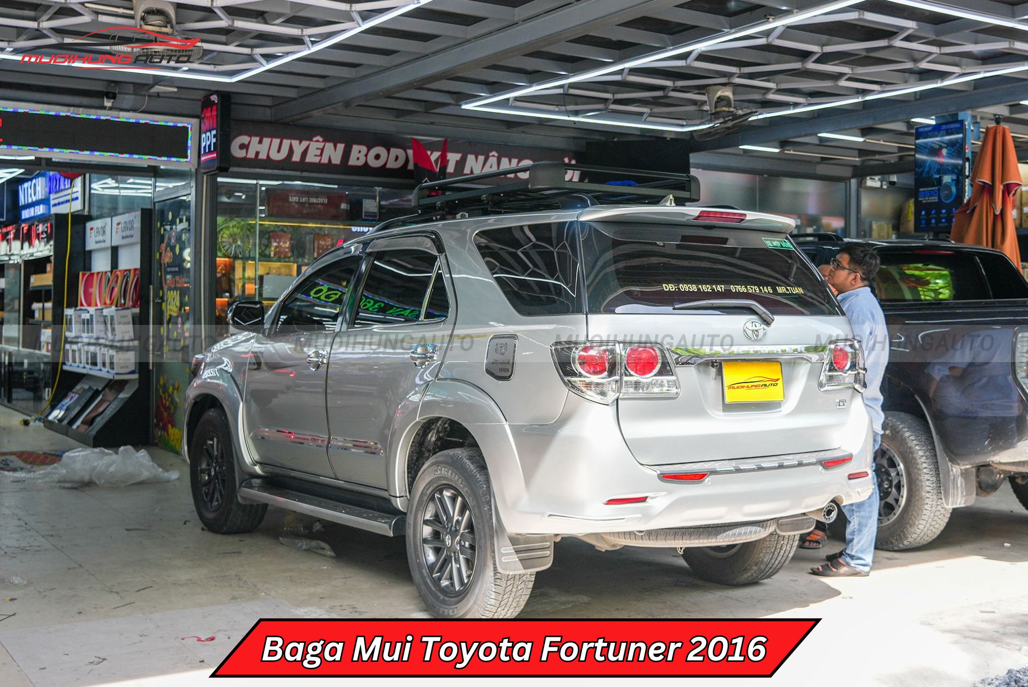 Giá đồ nóc xe Toyota Fortuner 2016