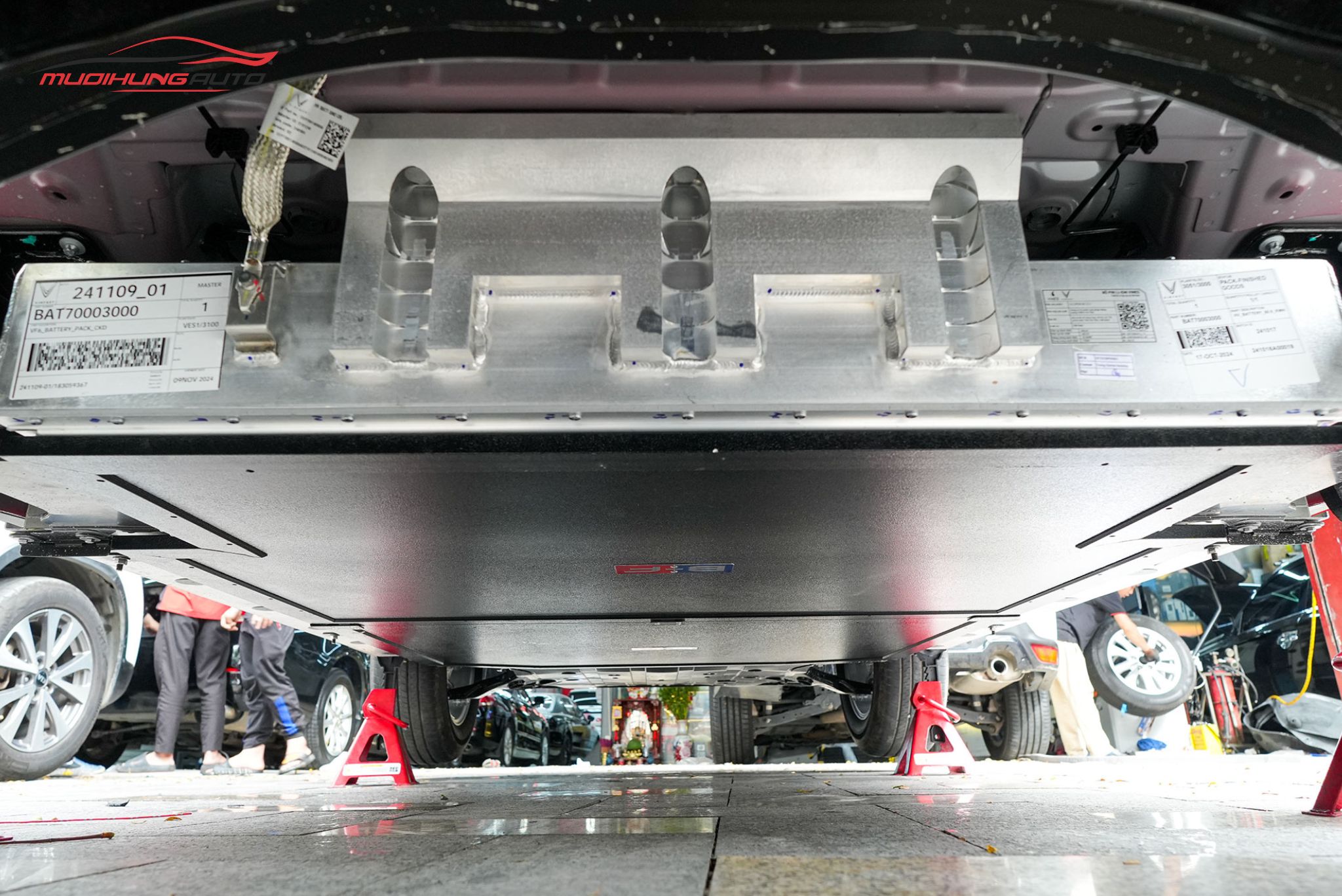 giáp bảo vệ pin xe điện Vinfast VF6