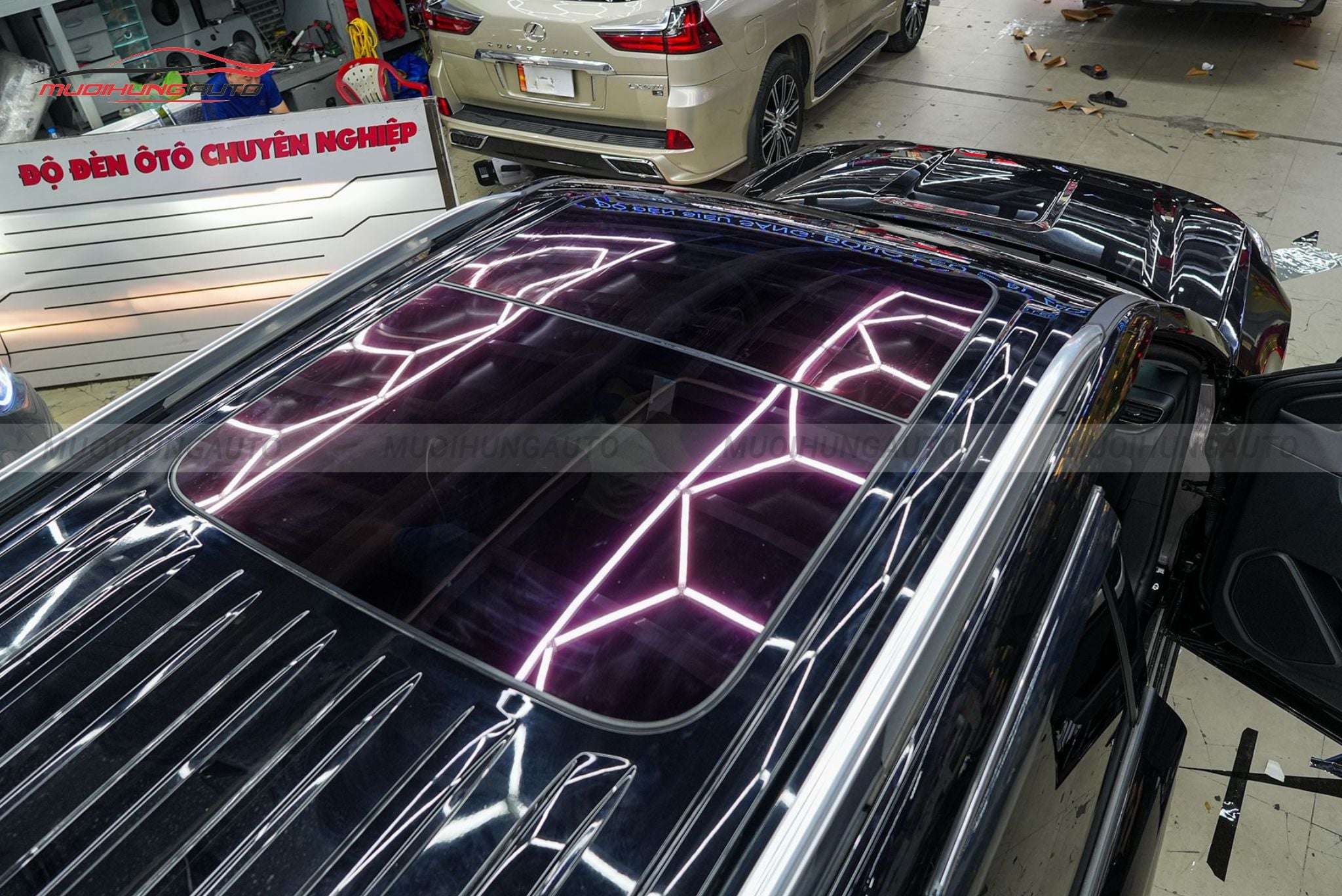 Dán phim PPF TPU Sunroof cách nhiệt cửa sổ trời cho ô tô Ford Explorer 2024