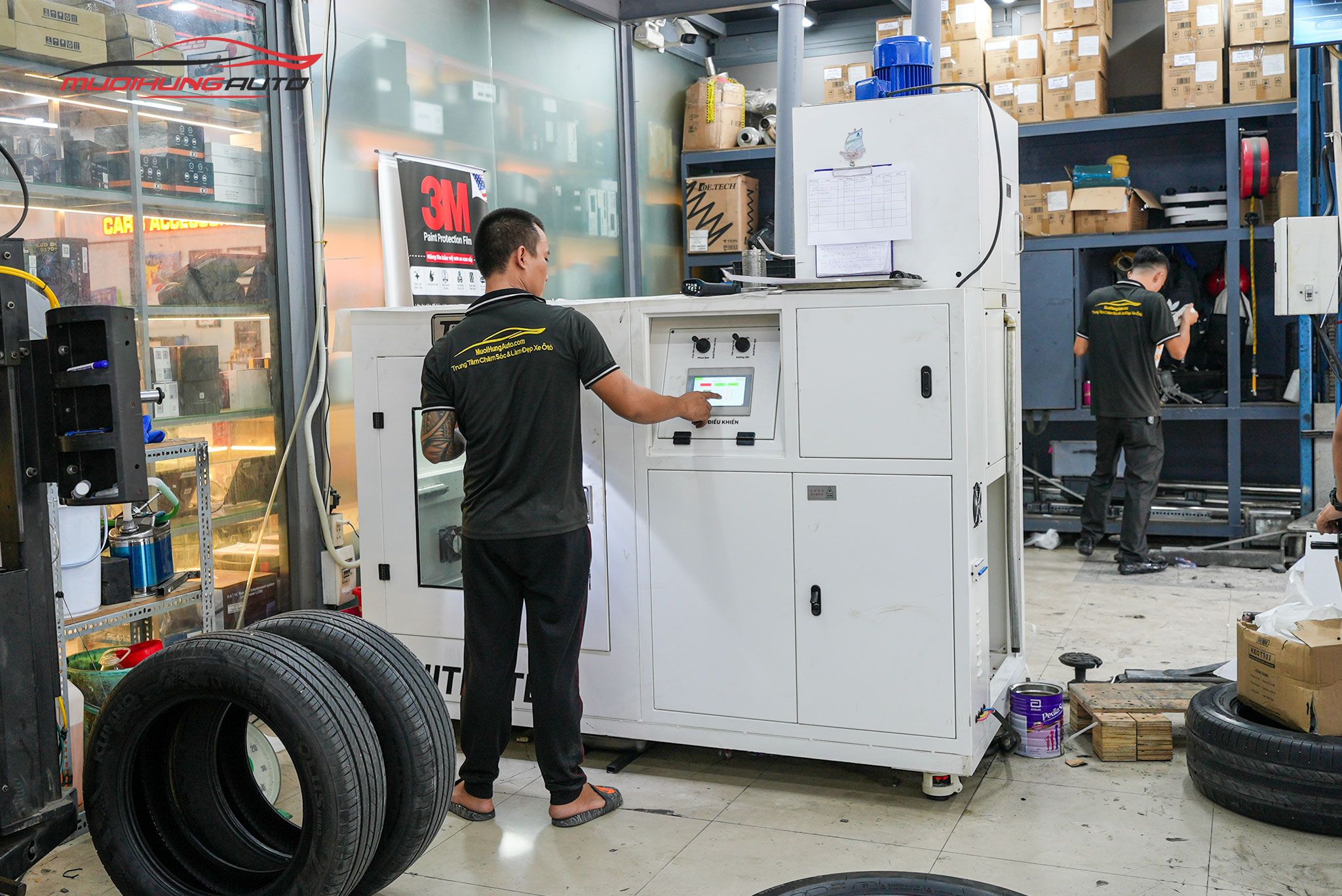 Kỹ thuật điều khiển trên máy tráng lốp