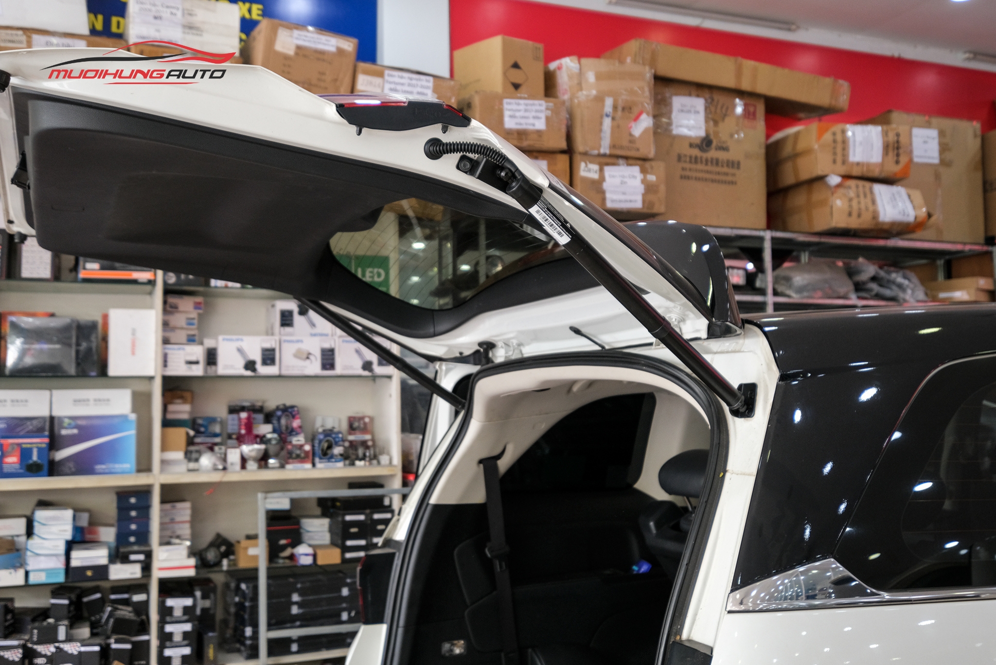 Lắp cốp điện ô tô Honda Odyssey