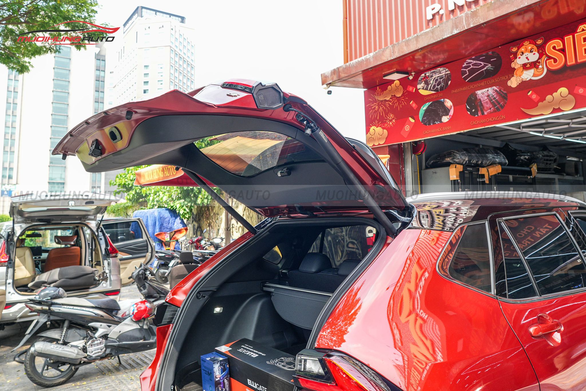 Lắp cốp điện ô tô Toyota Yaris Cross 2024