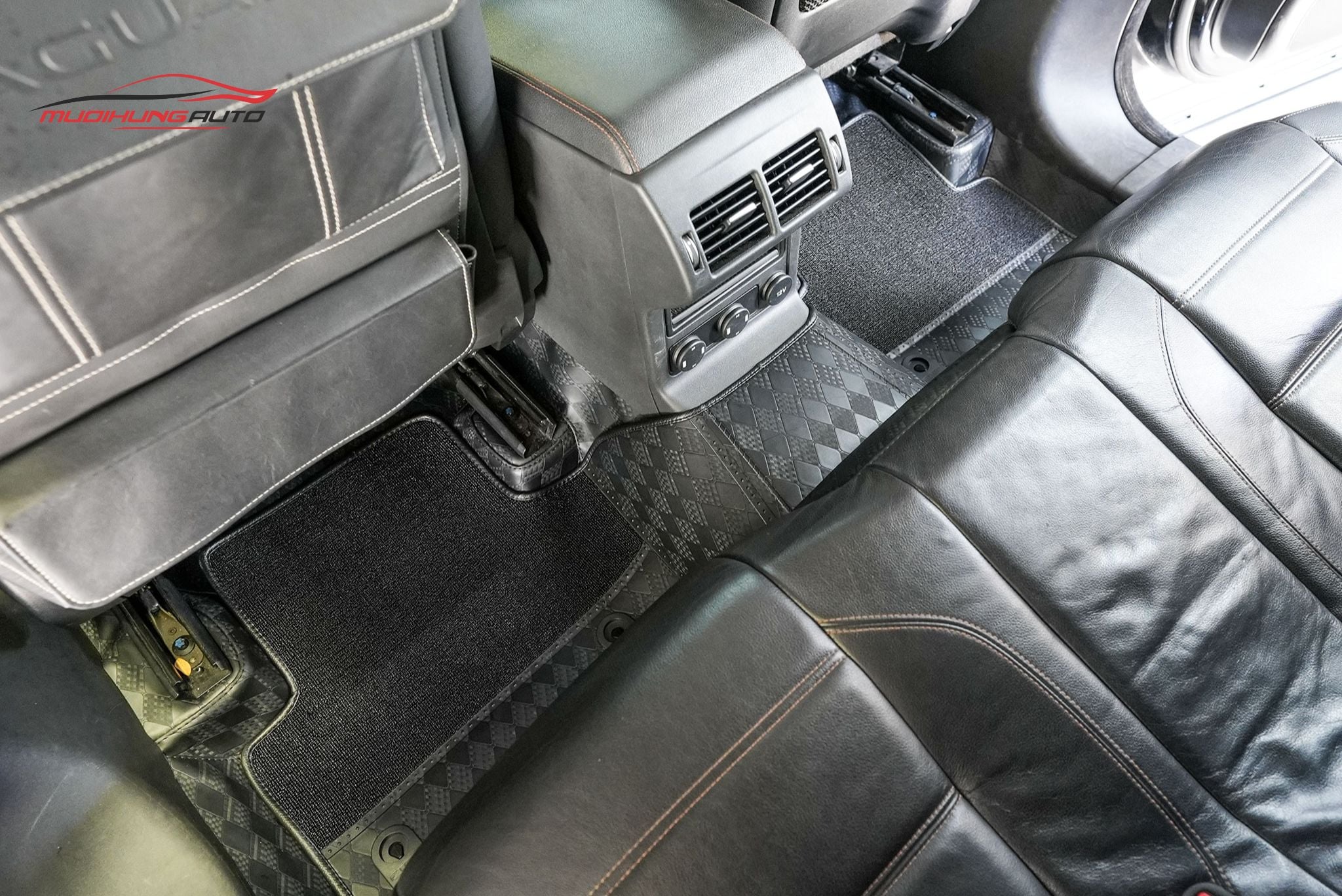 Lót sàn Lavor hàng ghế 2 cho ô tô Jaguar F-Pace