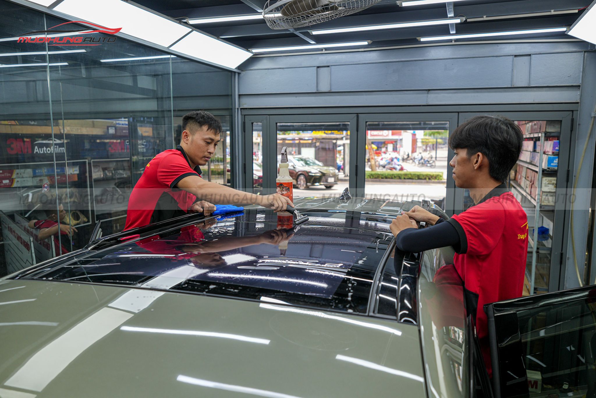 Phim cách nhiệt 3M ô tô Land Rover Defender 2023