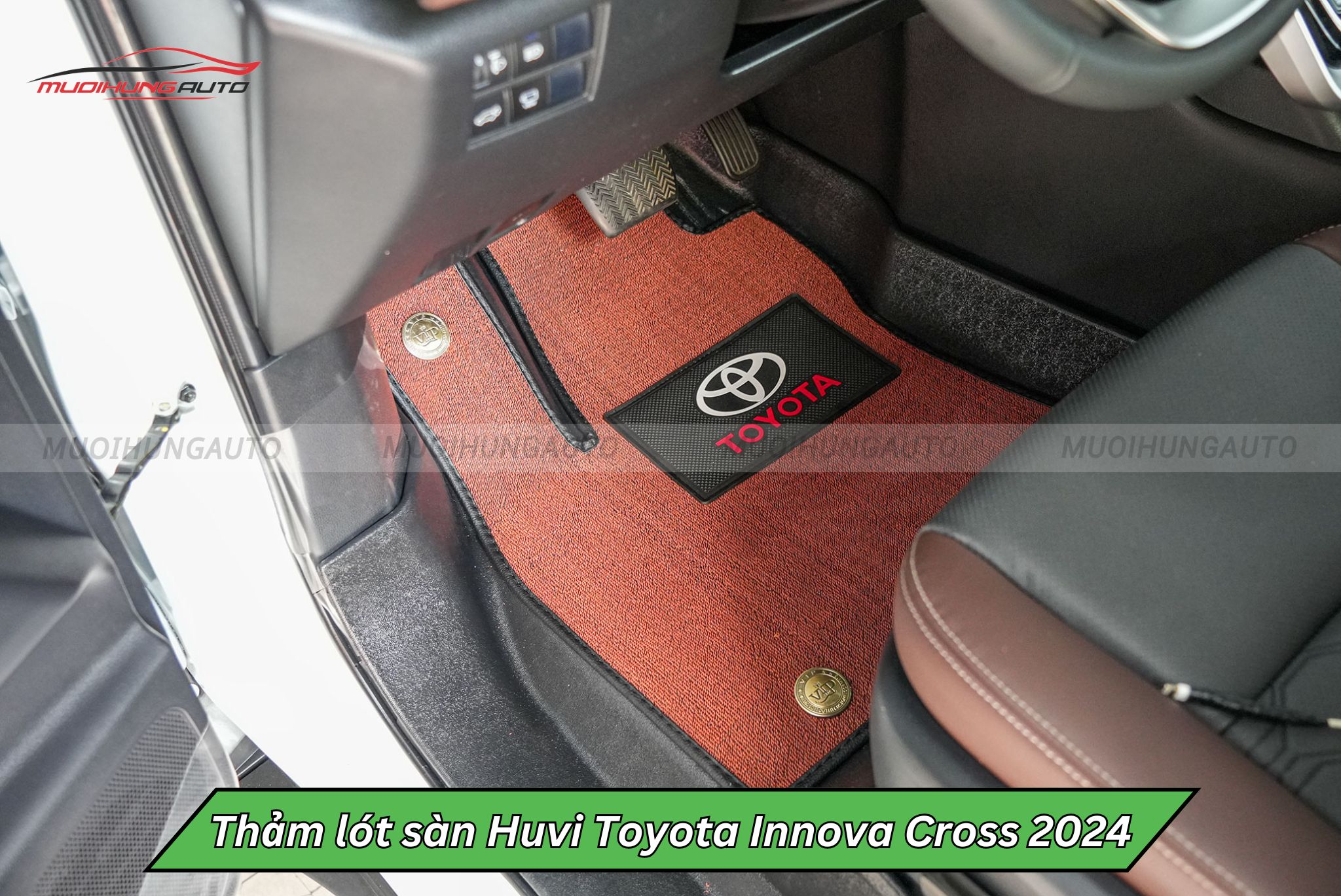 Thảm lót chân Huvi ô tô Toyota Innova Cross 2024