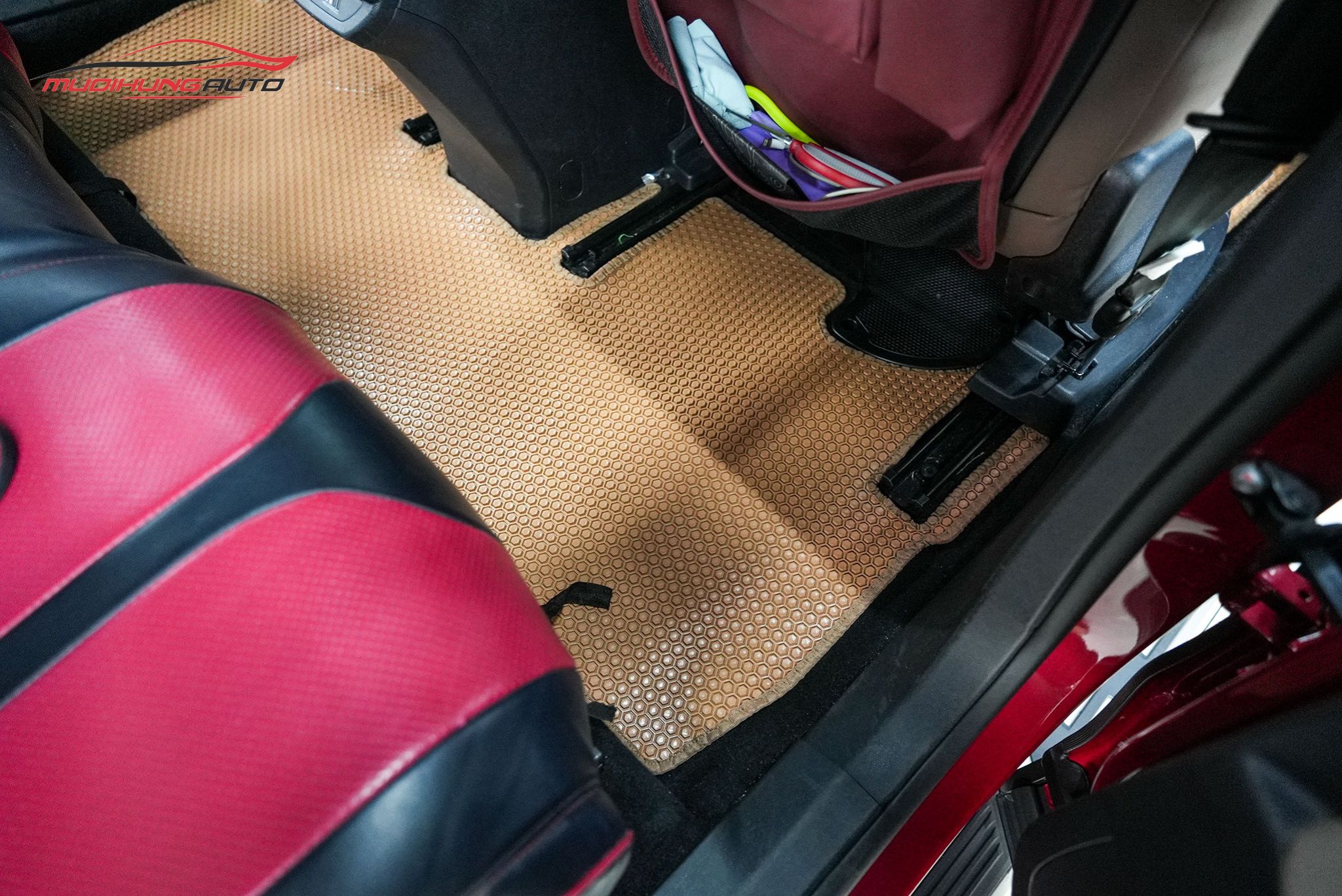 Thảm lót chân Kata cho xe Peugeot 5008 2022