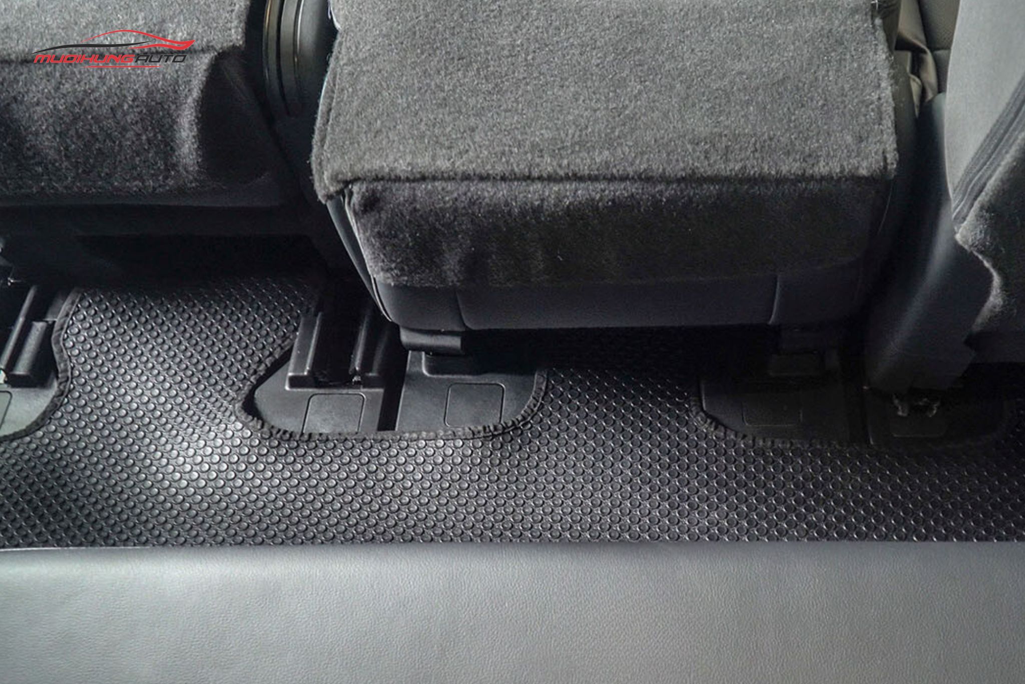 Thảm lót chân Kata ô tô Ford Explorer