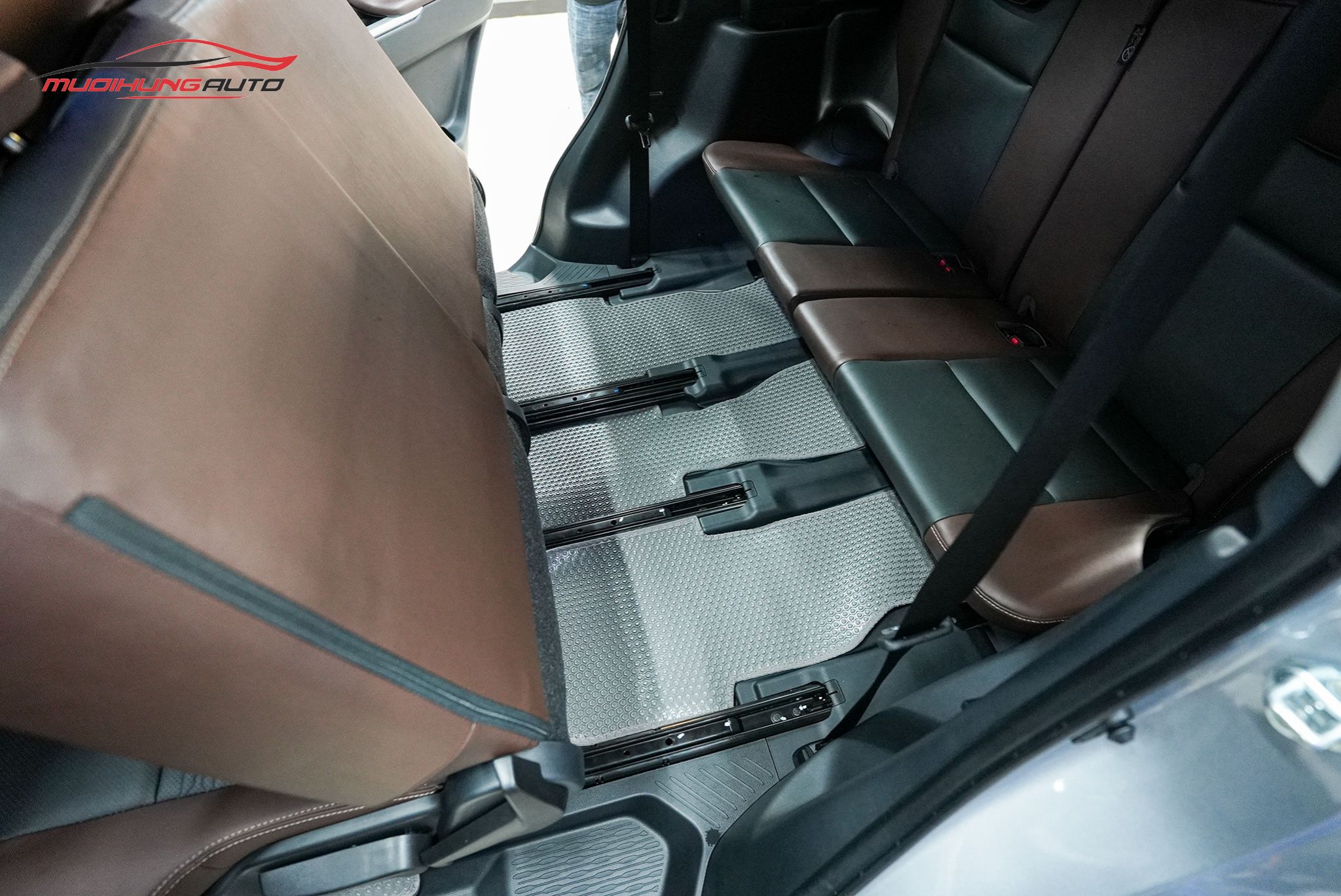 Thảm lót chân Kata xe Toyota Innova 2023