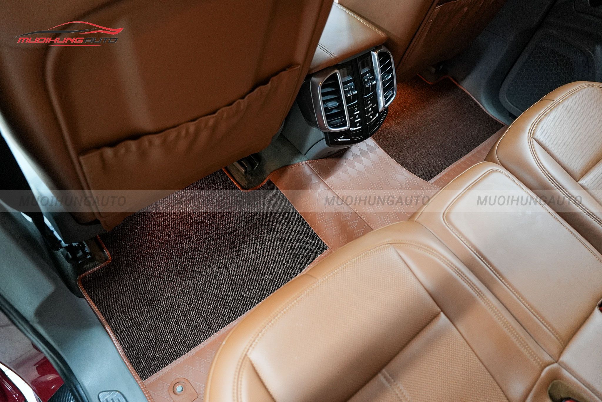 Thảm lót chân Lavor cho Ford Everest 2022