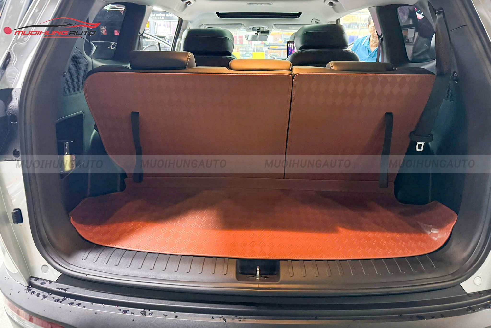 Thảm lót cốp Lavor cho xe Hyundai Custin 2024