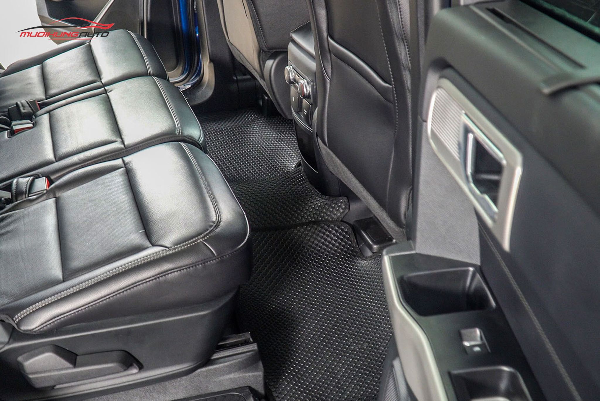 Thảm lót sàn Kata cho xe Ford Explorer