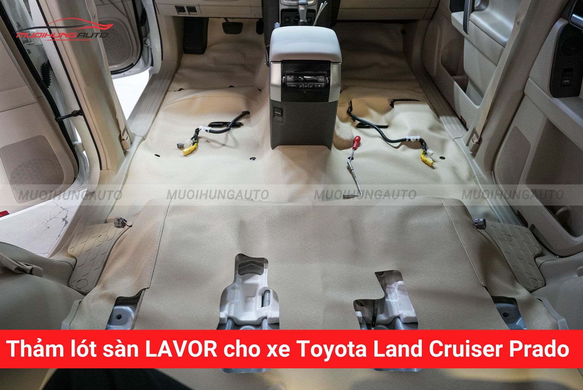 Thảm lót sàn Lavor cho xe Toyota Land Cruiser Prado