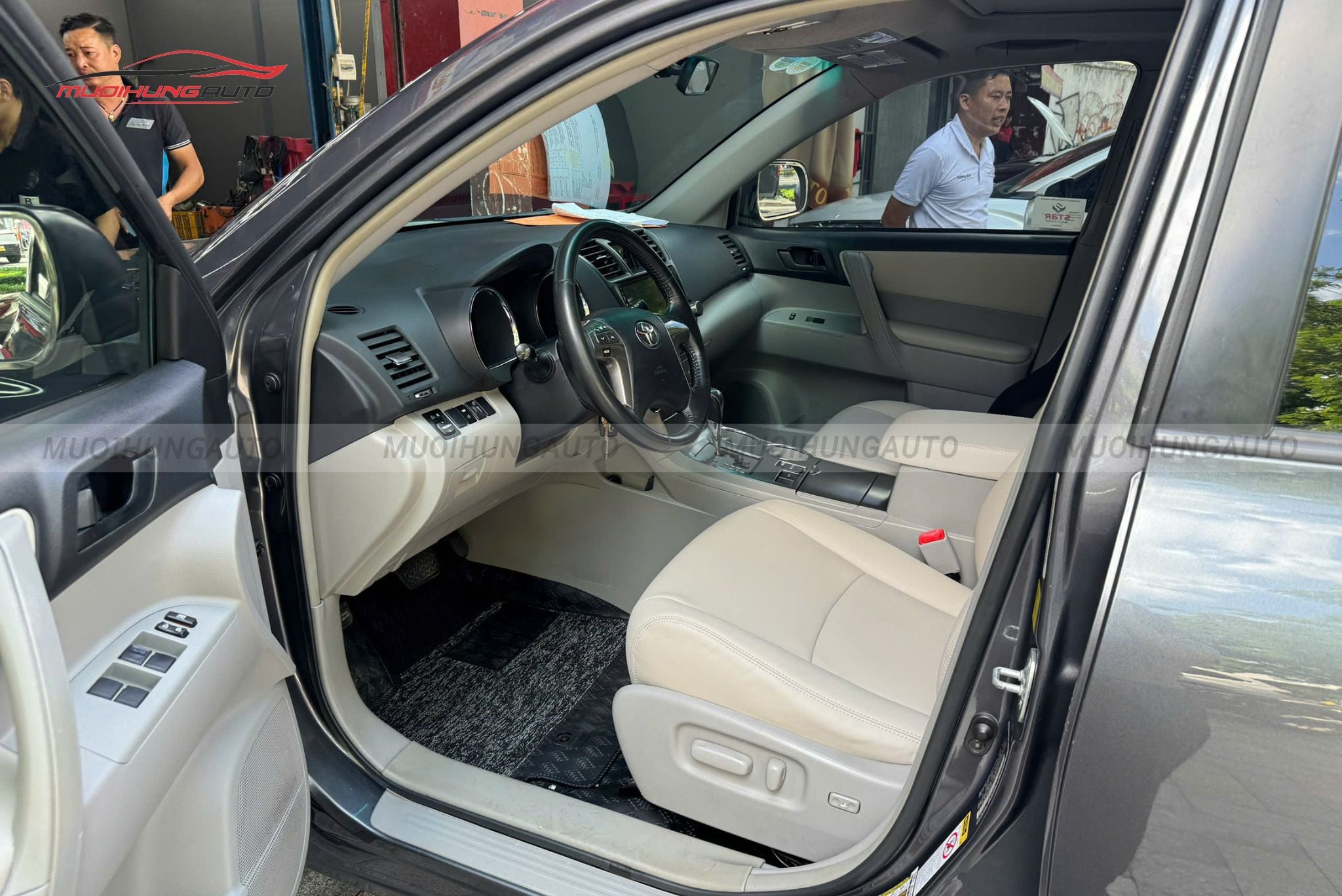 Thảm lót sàn Lavor ô tô Toyota Highlander