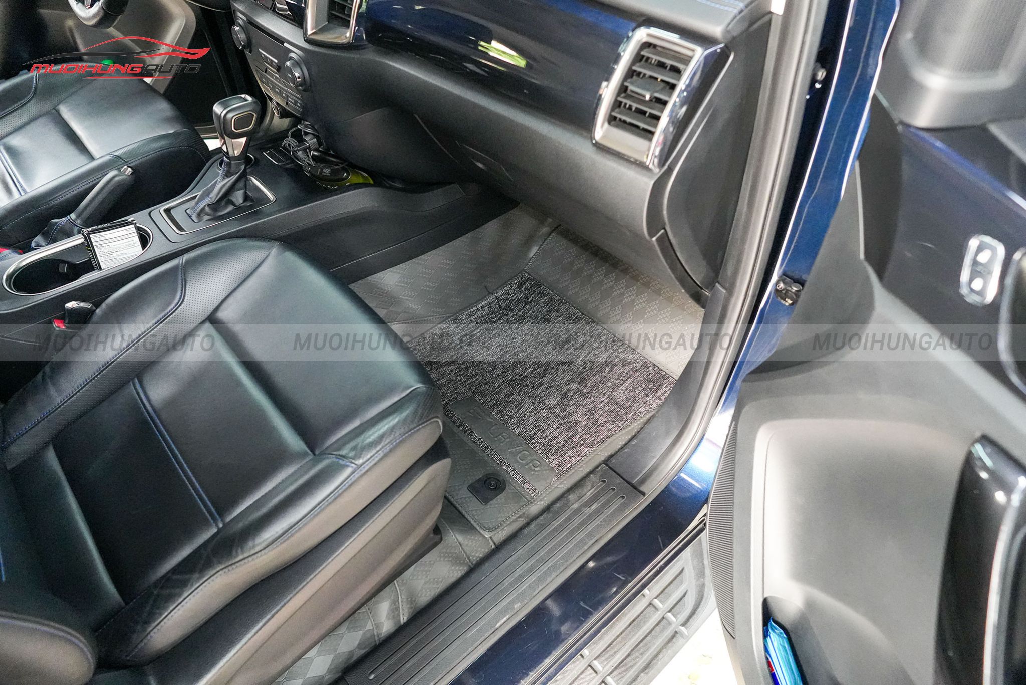 Thảm lót sàn Lavor xe Ford Everest 2022
