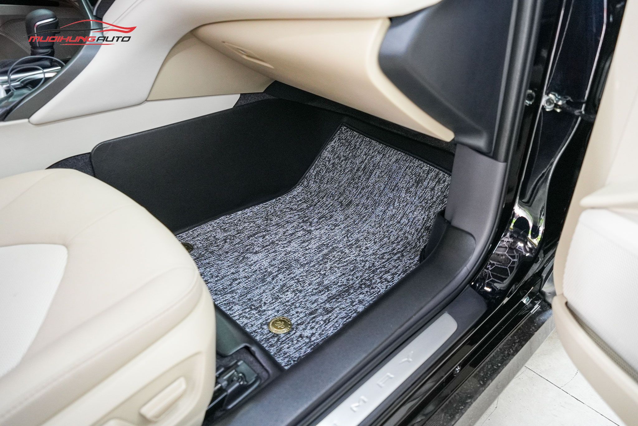 Thảm lót sàn Ncar cho xe Toyota Camry 2024