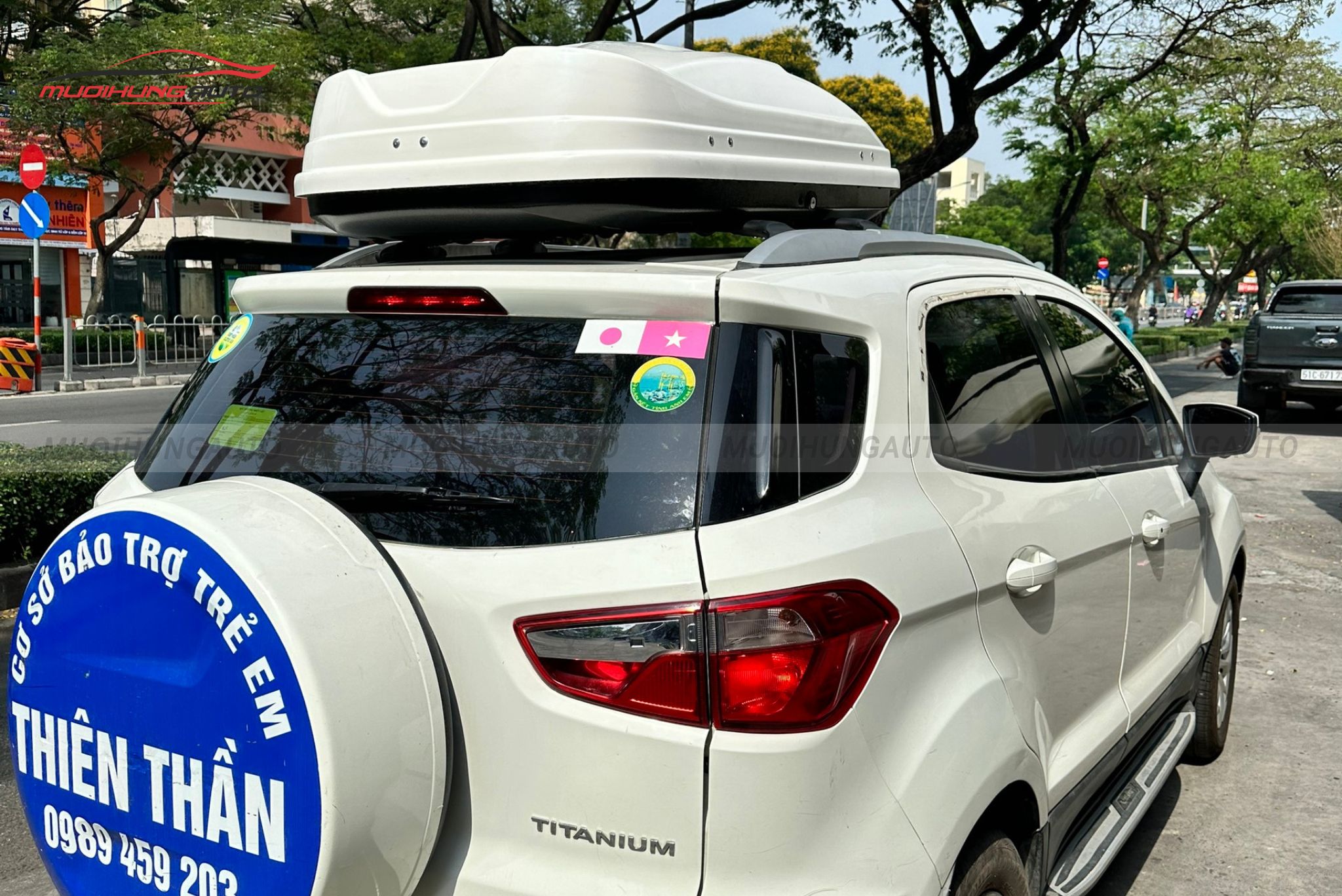 Thùng nóc xe ô tô Ford Ecosport 2015