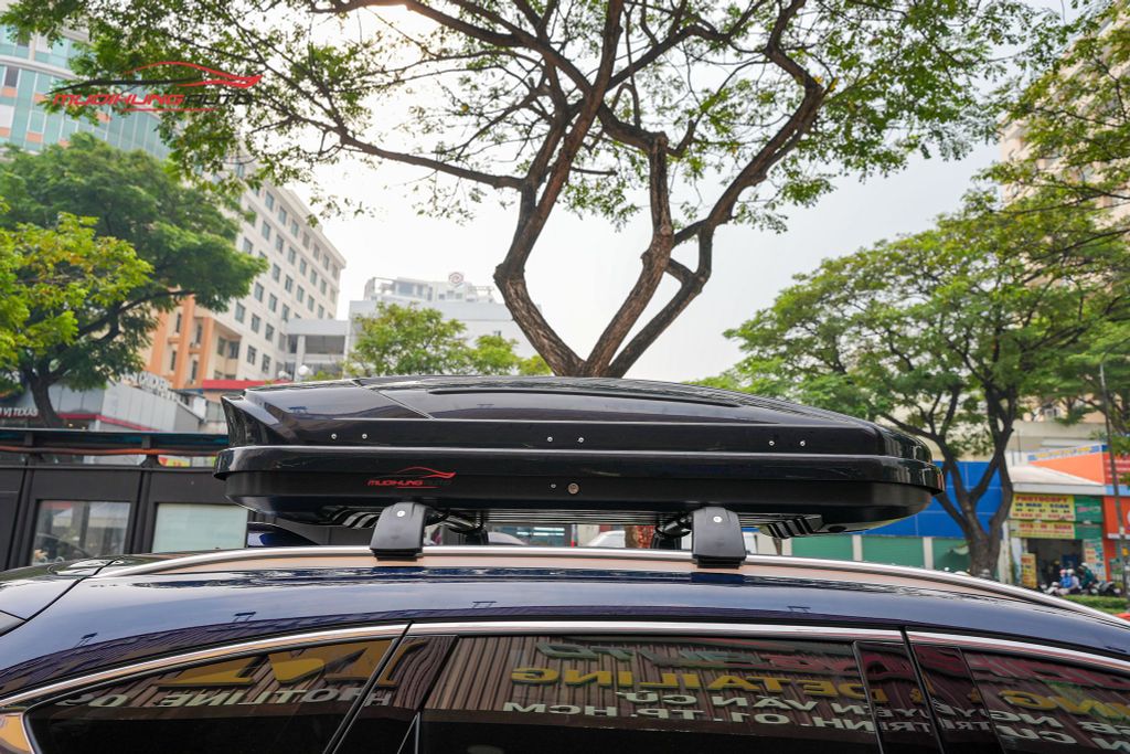 Thùng chở đồ trên nóc ô tô 600L
