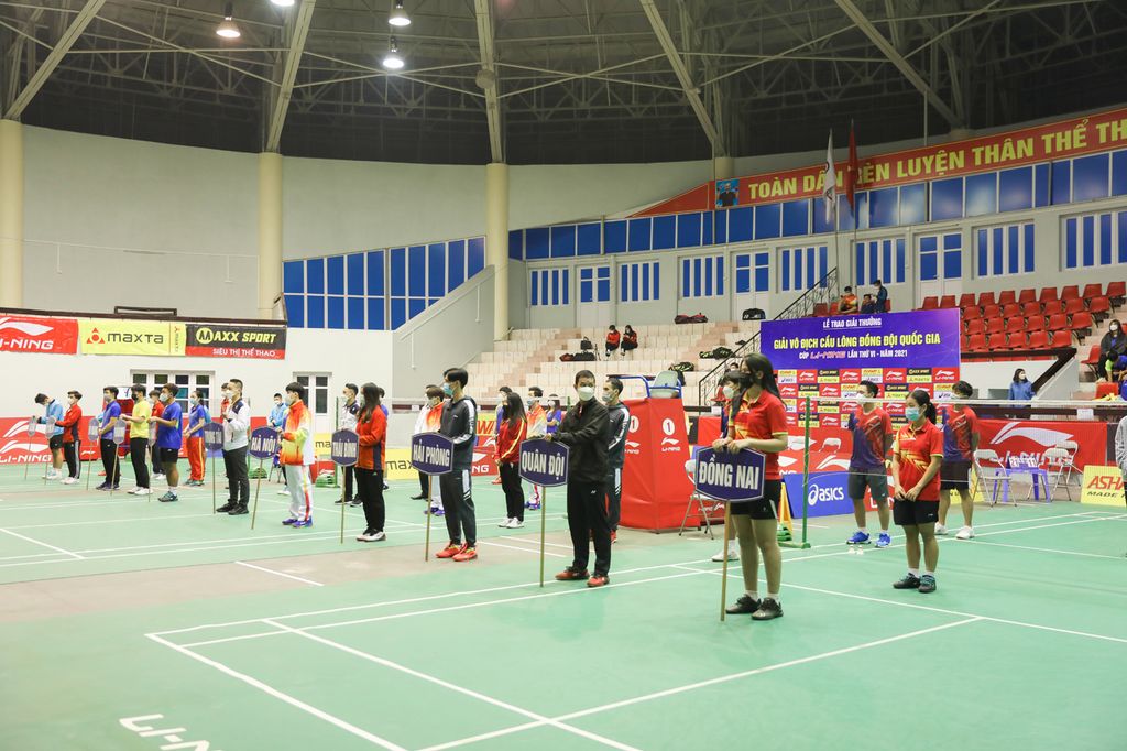 Stadium tertutup kota samarahan