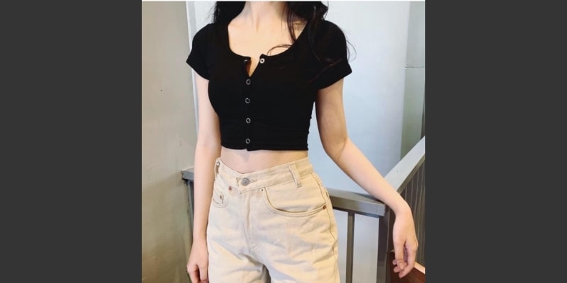 5 cách mix đồ chuẩn không cần chỉnh với áo len croptop