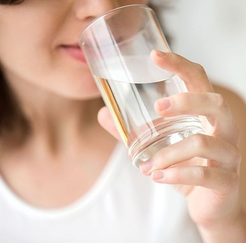 Lợi ích sức khỏe từ việc uống nước đúng cách