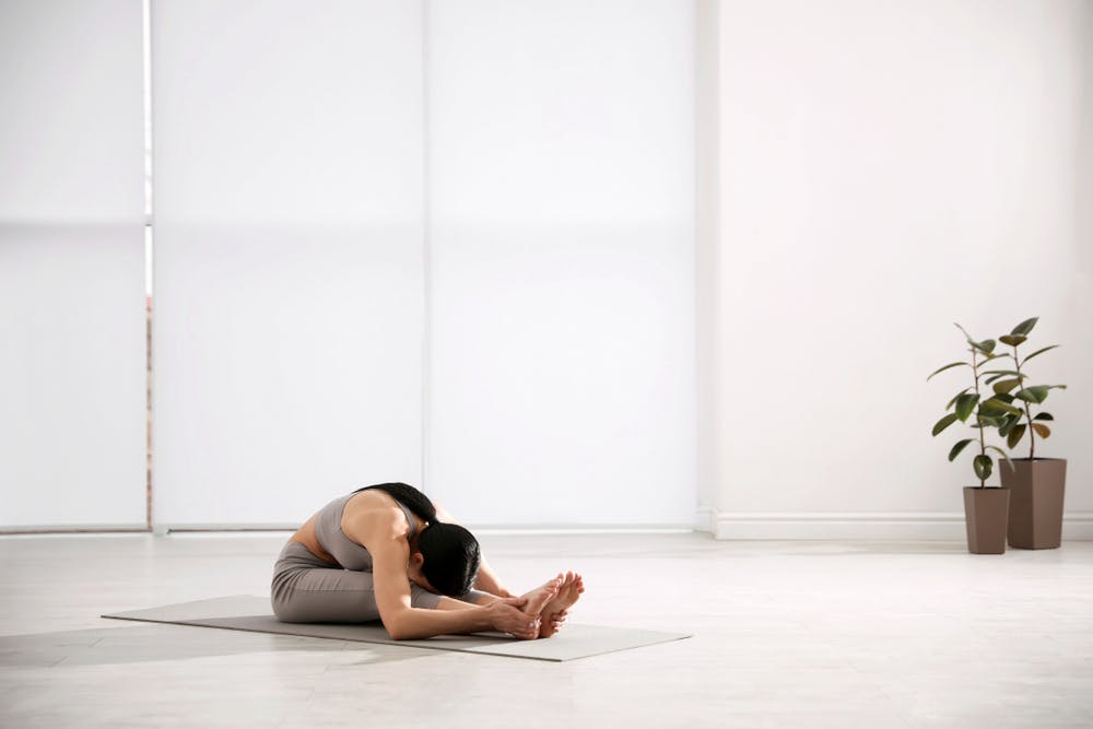 Cách tập yoga tại nhà cho người mới bắt đầu - HAPPI OHA