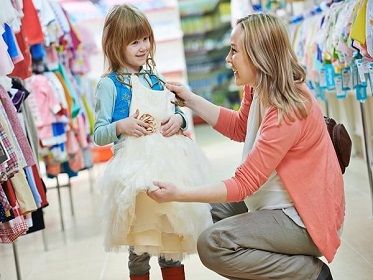 NÊN KINH DOANH QUẦN ÁO TRẺ EM