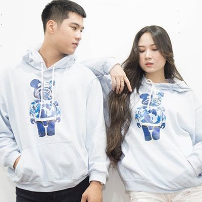 MẶC KỆ NHỮNG ITEMS TRENDY KHÁC, CỨ SANG THU LÀ HOODIE LẠI LÊN NGÔI.