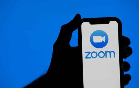 Cổ phiếu Zoom có được định giá quá cao không?