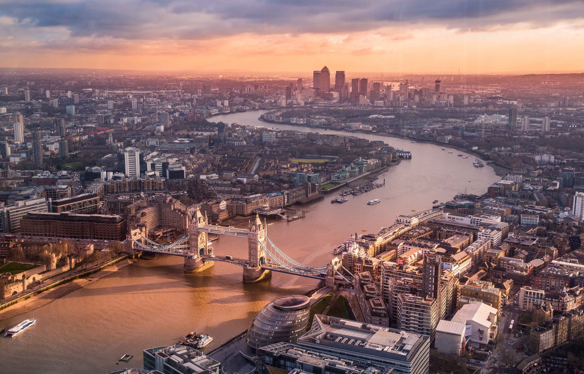 ve may bay gia re Jetstar Pacific đi London