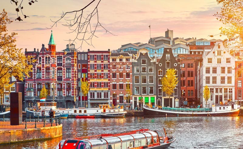 Vé máy bay giá rẻ đi Amsterdam