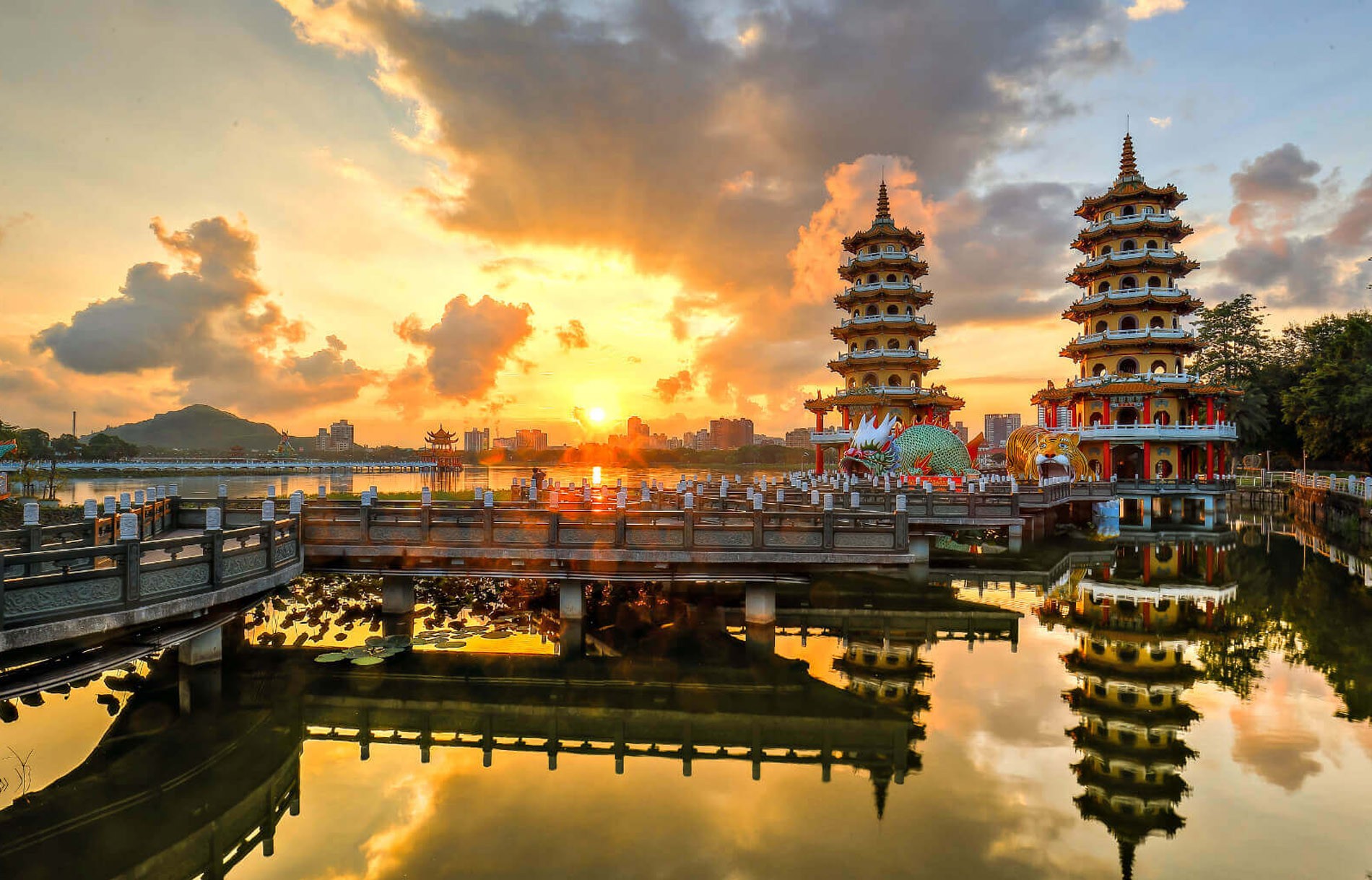 ve may bay gia re Jet Airways đi Cao Hùng