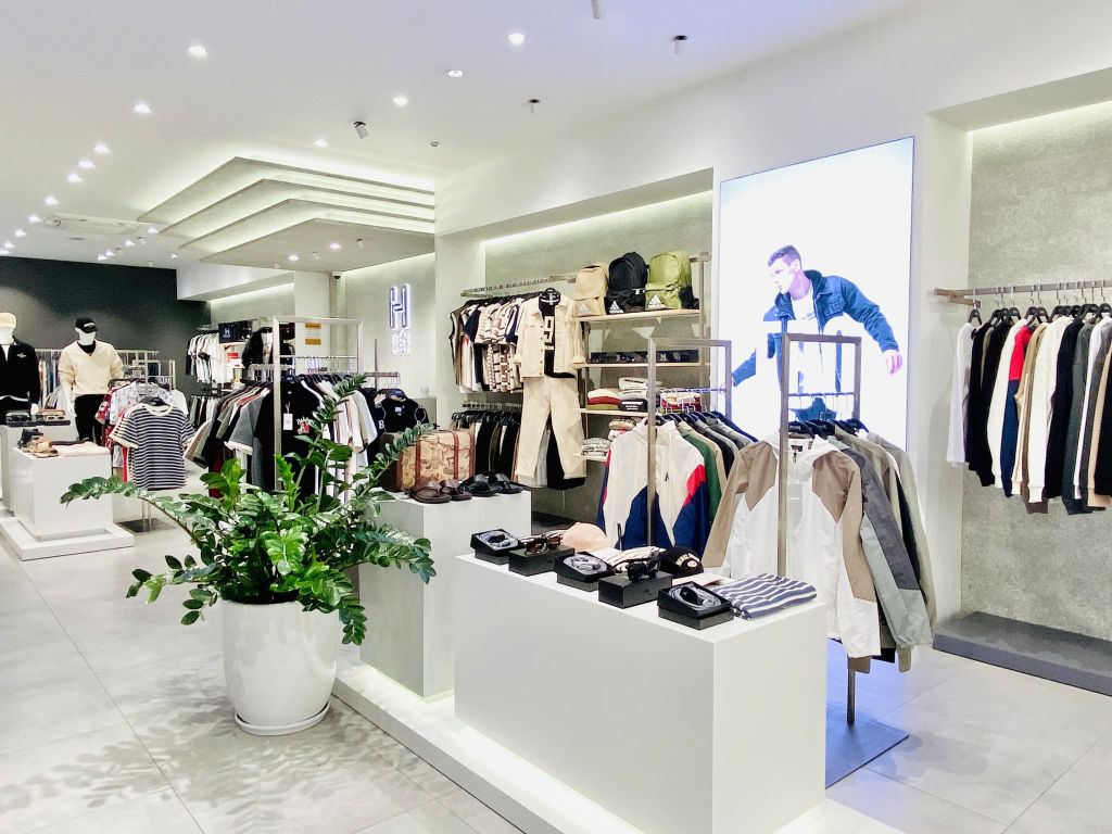 Hến Store Nha Trang – Лучший магазин мужской одежды во Вьетнаме у моря