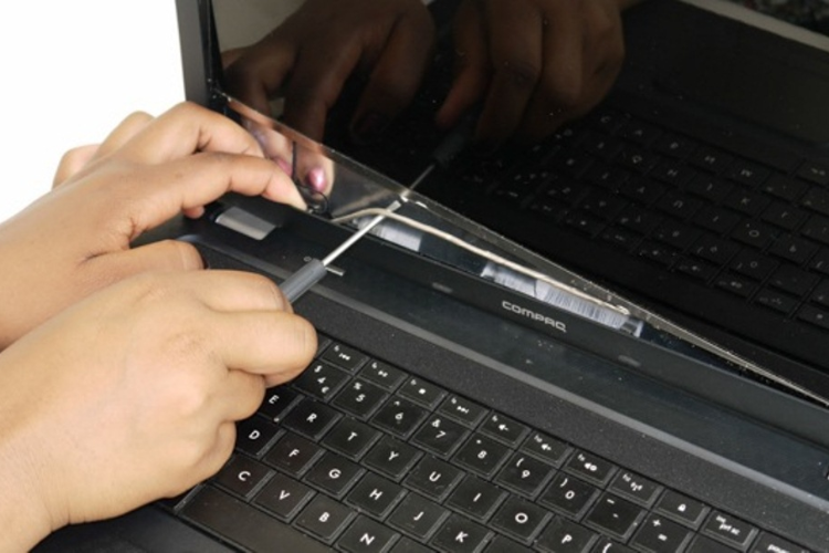 Lỗi dây kết nối màn hình