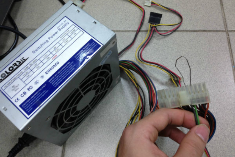 Kiểm tra CPU và nguồn điện