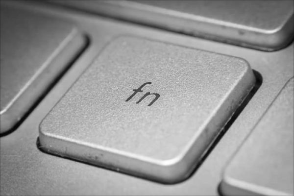 mất con trỏ chuột trên màn hình laptop