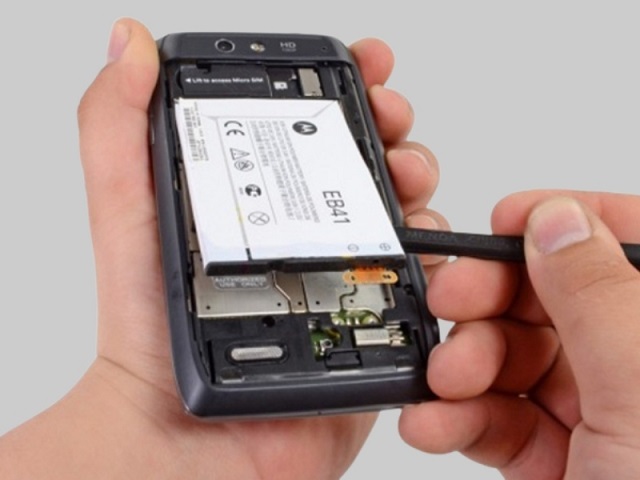 Dấu hiệu thay pin smartphone Realme